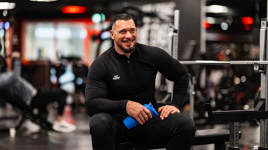 Portr�tt i gymmilj� p� personliga tr�naren David Friberg. 